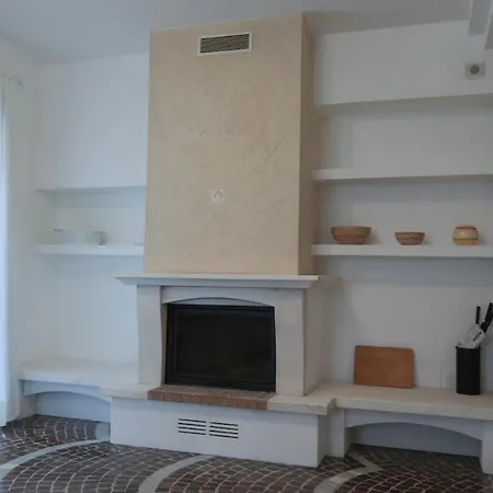 Lusso E Comfort, A Pochi Passi Dal Mare בית נופש פסארו