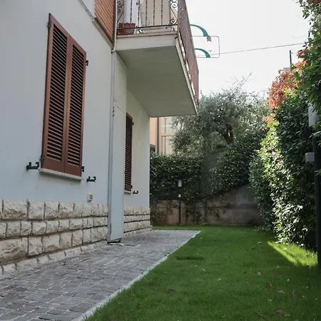 Lusso E Comfort, A Pochi Passi Dal Mare 度假居